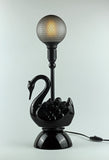 Svarta Segel lampskulptur